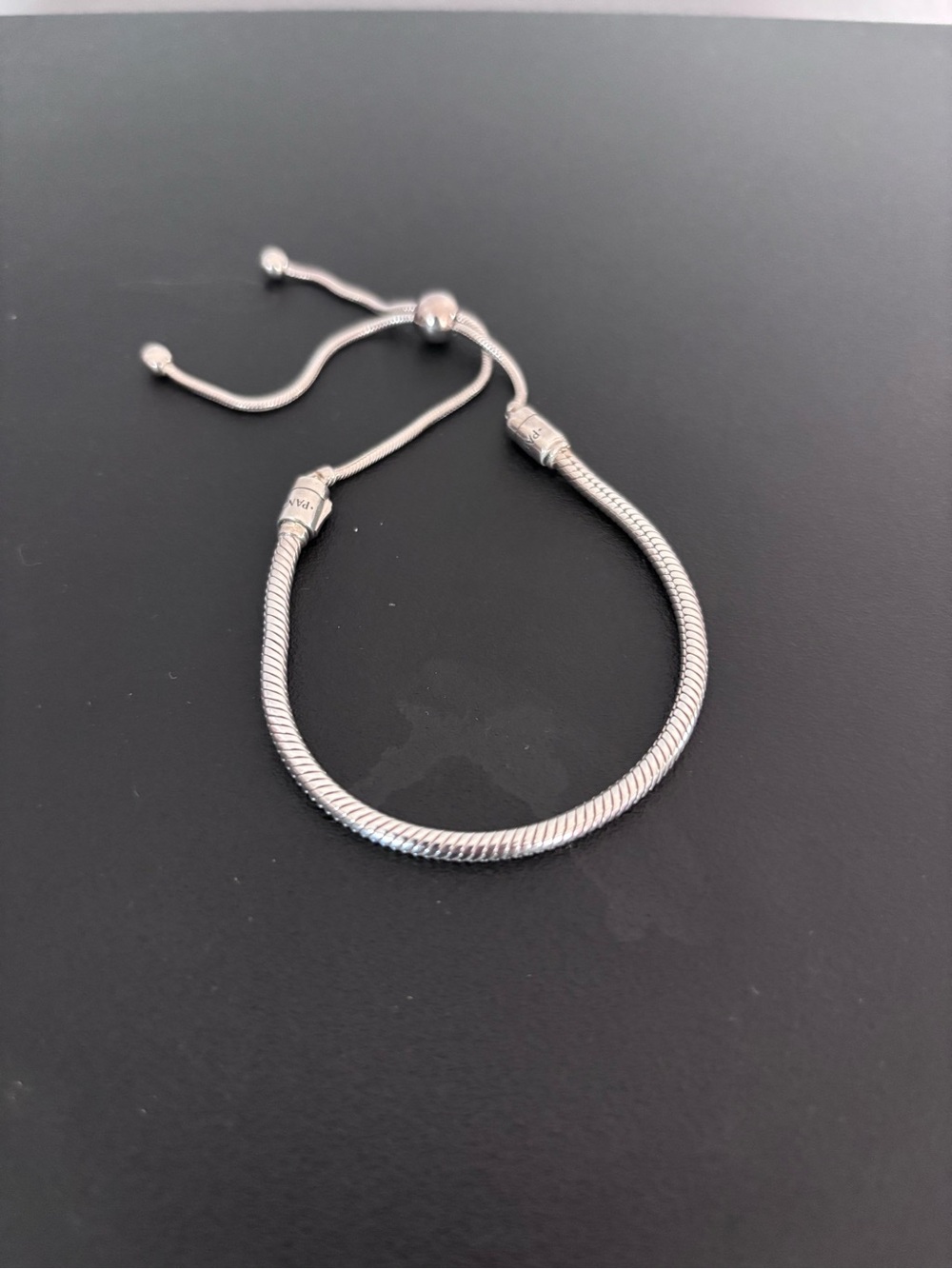 Women’s Silver Sliding Chain Bracelet - Classic Snake Design